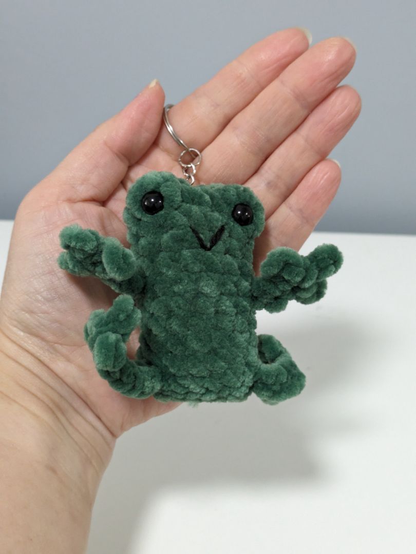 Mon Ami Crochet Leggy Frog Crochet Keyring