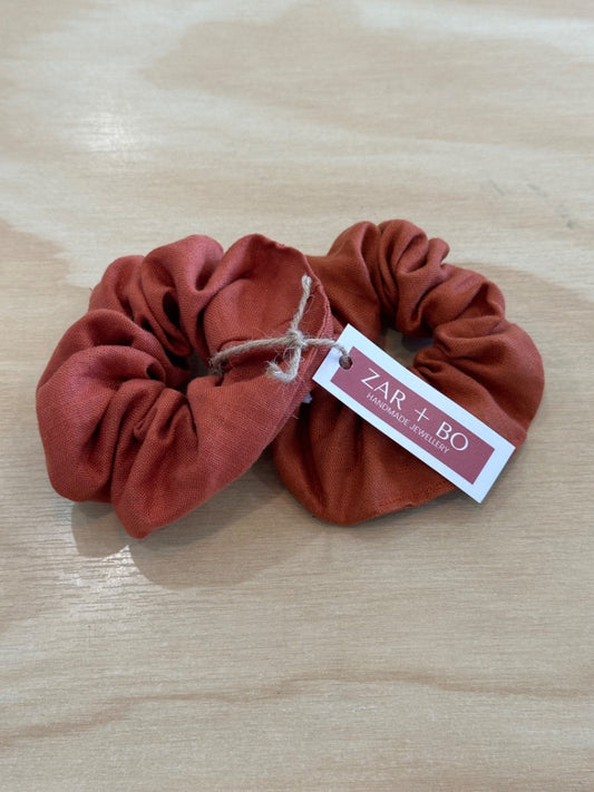 Rust Linen Scrunchie | Zar + Bo