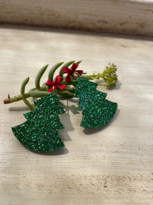 Christmas Tree W Red Ribbons Earrings | Whimsy Meow Meow