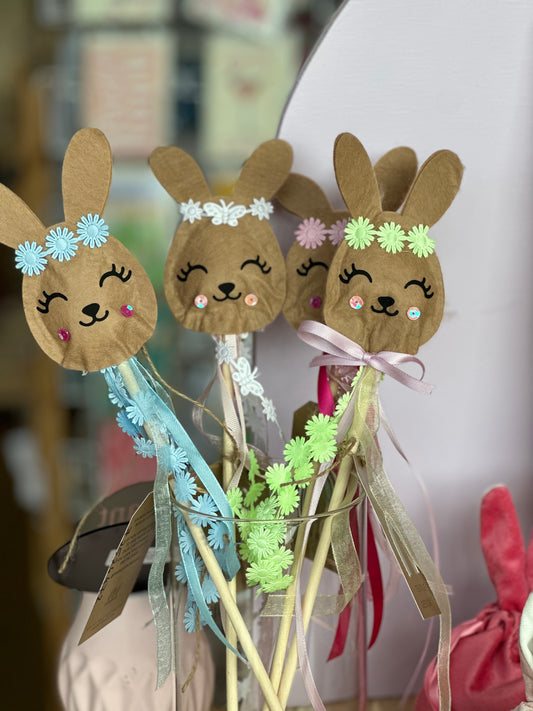 Easter Bunny Wands | P and P Pompom