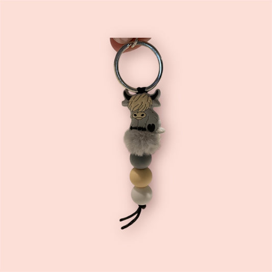 Sweet.Sunshine229 Silicone beaded keychain,  Grey Highland Cow