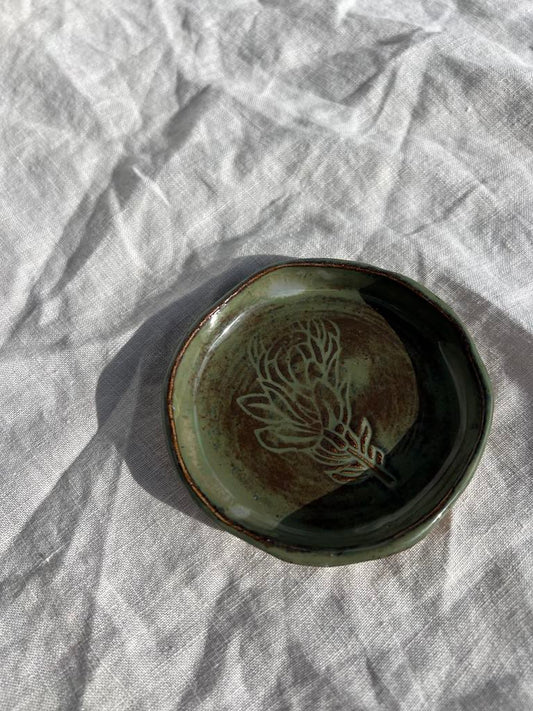 Rainbows & Rivers Moss Protea Ring Dish,  Green