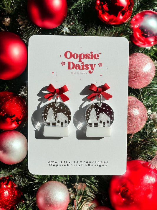 Christmas Snow Globe Dangles | Oopsie Daisy